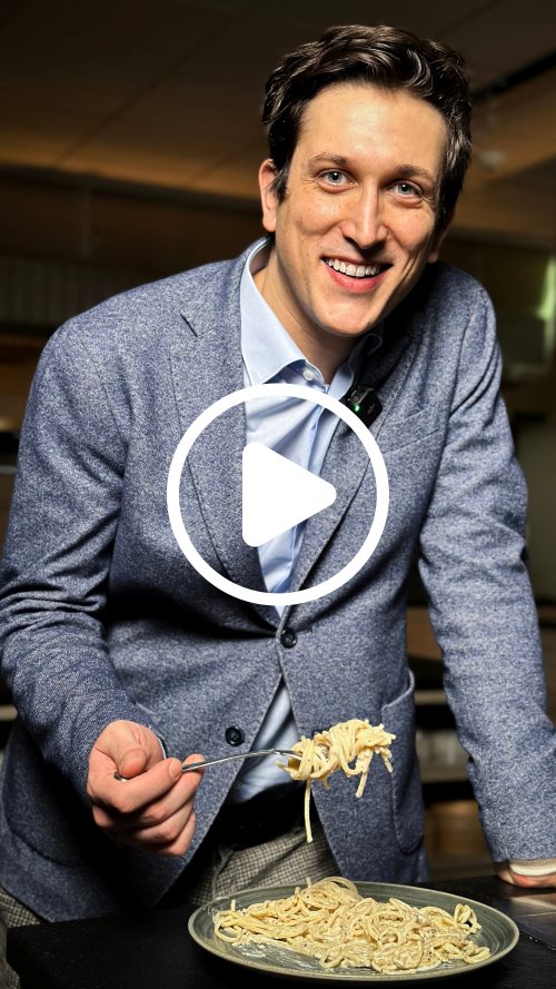 How to Master Cacio e Pepe.