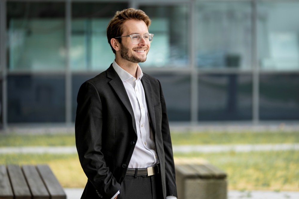 ISTA Assistant Professor Charles Roques-Carmes leads his own research group at the Institute of Science and Technology Austria (ISTA).